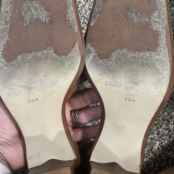 Women’s square toe heel - Picture 4 of 4